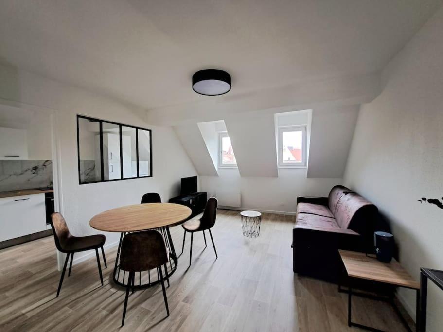 Appartement Centre Historique Avec Parking Inclus 콜마 외부 사진